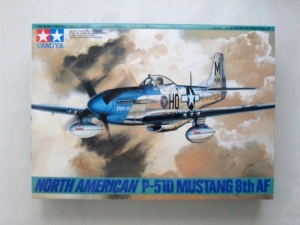 TAMIYA 1/48 61040 NORTH AMERICAN P-51D MUSTANG 8th AF